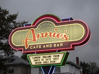 Annies Cafe