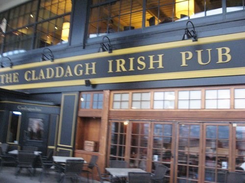 Claddagh Irish Pub